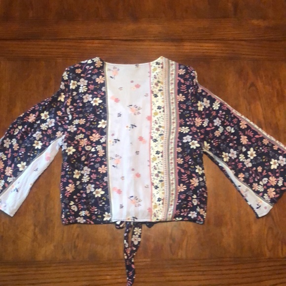 Ana peasant boho style tie top - Picture 3 of 13